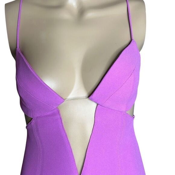NWT Gai Mattiolo Plunging V-neckline Structured Cups Cut-out front detail Purple - Picture 3 of 14